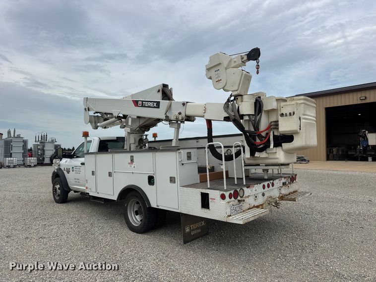 image for item NJ9195 2017 RAM 5500 bucket truck
