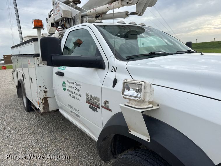 image for item NJ9195 2017 RAM 5500 bucket truck