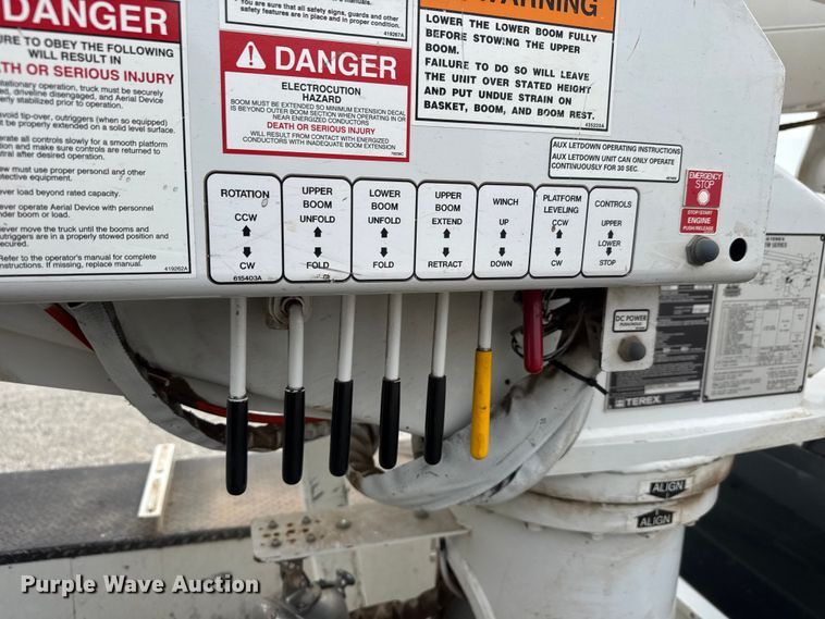 image for item NJ9195 2017 RAM 5500 bucket truck
