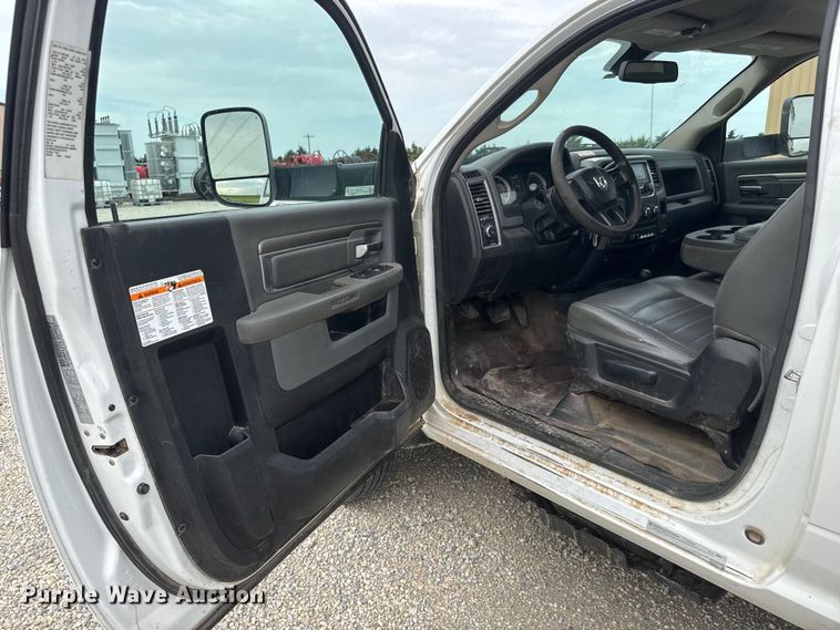 image for item NJ9195 2017 RAM 5500 bucket truck