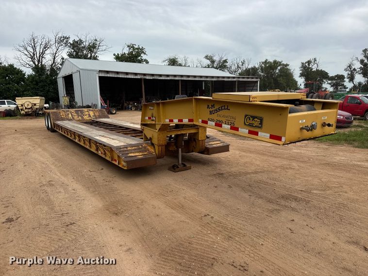 image for item NJ9198 2013 Witzco Challenger RG-35 lowboy equipment trailer
