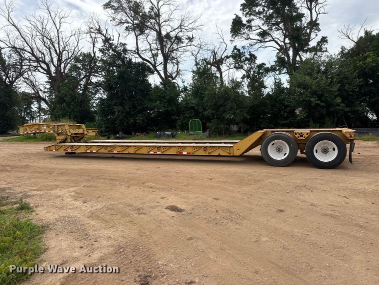 image for item NJ9198 2013 Witzco Challenger RG-35 lowboy equipment trailer