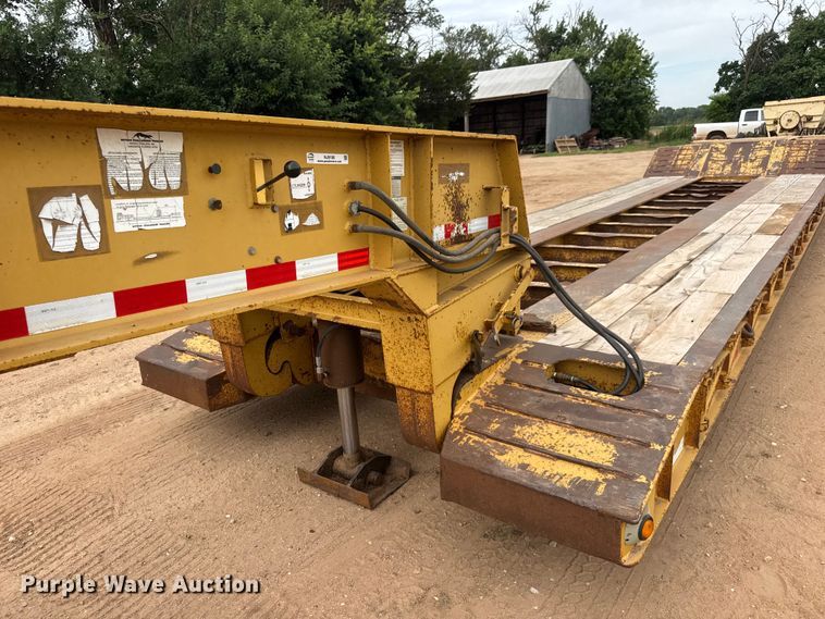 image for item NJ9198 2013 Witzco Challenger RG-35 lowboy equipment trailer