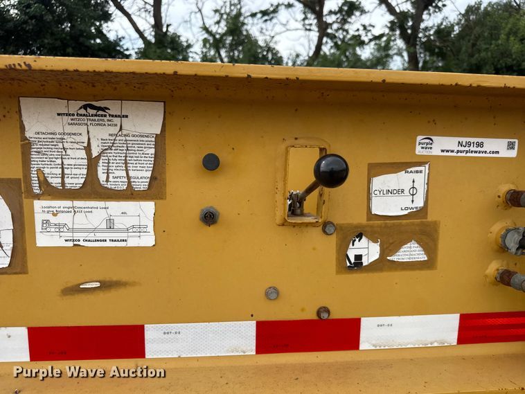 image for item NJ9198 2013 Witzco Challenger RG-35 lowboy equipment trailer