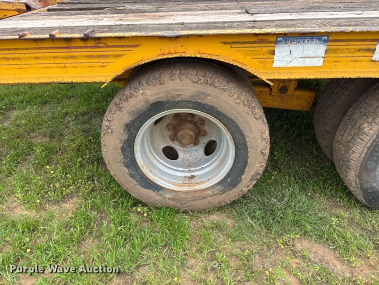 image for item NJ9200 1993 CZ Engineering, Inc. CZ18KT equipment trailer