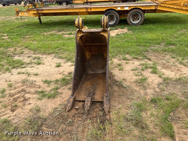 image for item NJ9202 Caterpillar 24