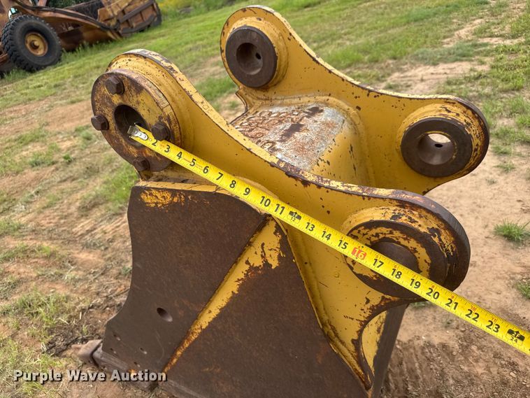 image for item NJ9202 Caterpillar 24