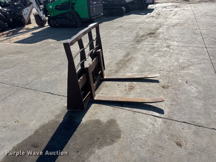 image for item NJ9218 Skid steer forks