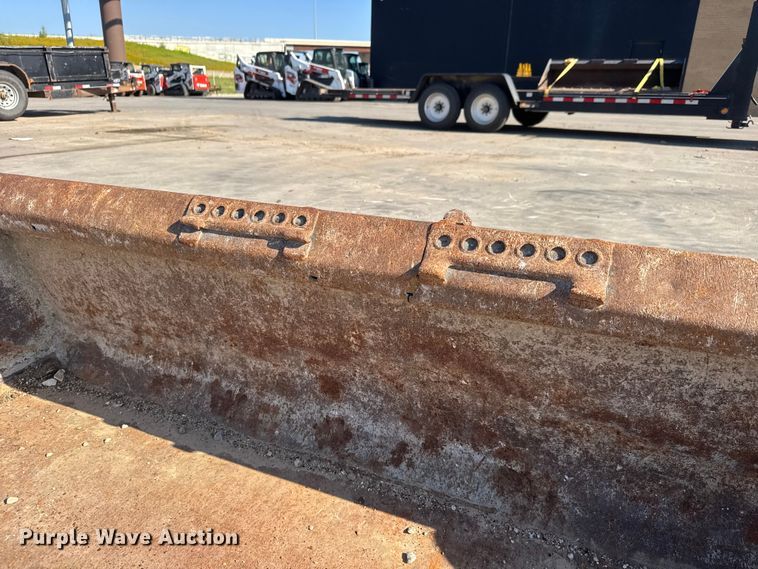 image for item NJ9219 Bobcat 74 Heavy Duty skid steer bucket