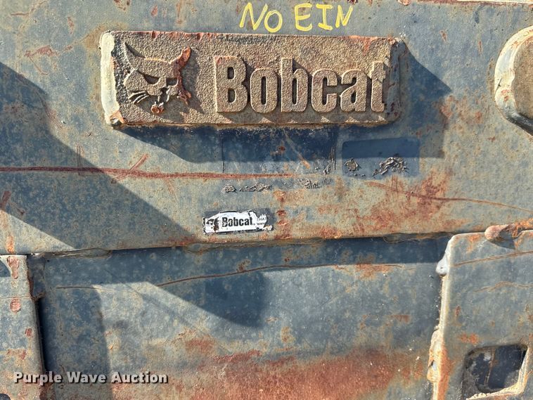 image for item NJ9220 Bobcat skid steer bucket