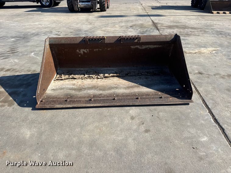 image for item NJ9221 Bobcat 62 Low Pro skid steer bucket