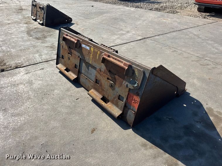 image for item NJ9221 Bobcat 62 Low Pro skid steer bucket