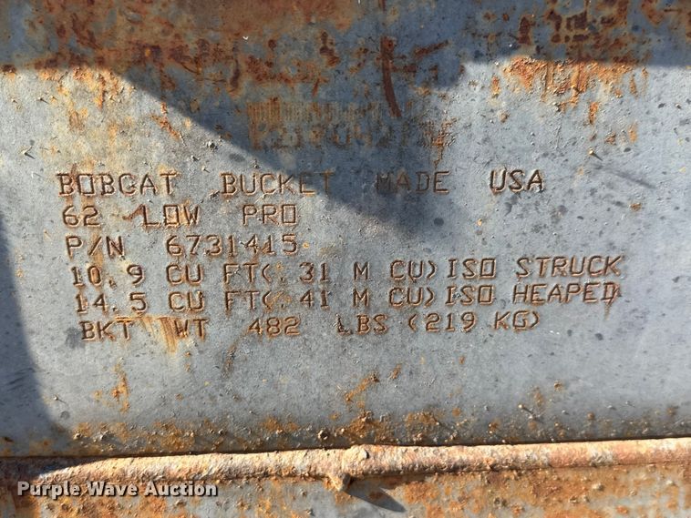 image for item NJ9221 Bobcat 62 Low Pro skid steer bucket