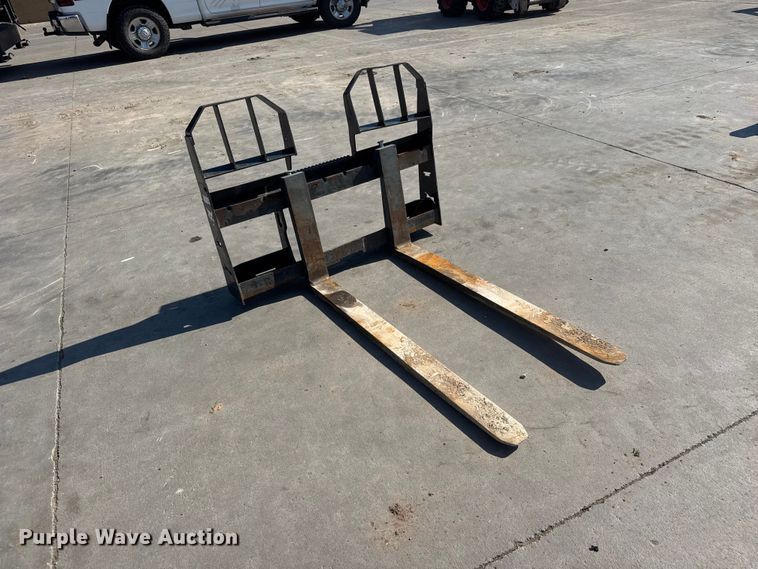 image for item NJ9225 Bobcat Pallet Fork HD skid steer pallet forks