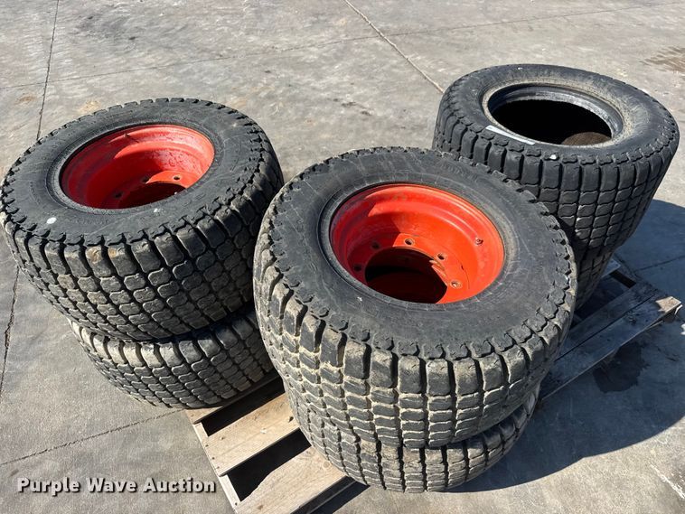 image for item NJ9228 (6) Bobcat 33x15.50-16.5 skid steer tires