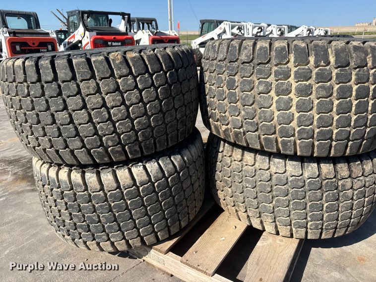 image for item NJ9228 (6) Bobcat 33x15.50-16.5 skid steer tires