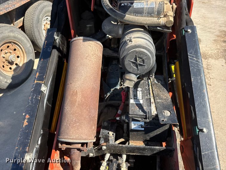 image for item NJ9229 2020 Ditch Witch SK800 compact utility loader