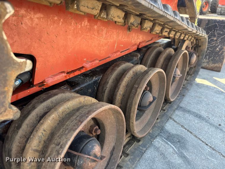 image for item NJ9229 2020 Ditch Witch SK800 compact utility loader