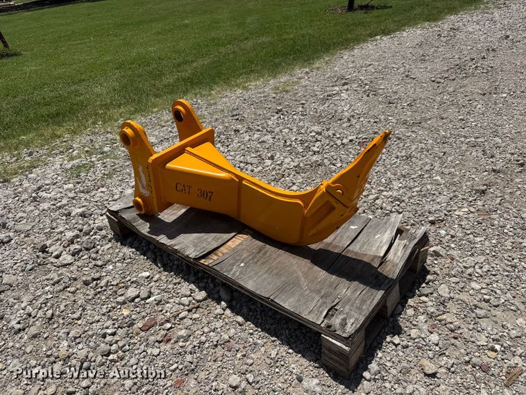 image for item NJ9237 Excavator ripper tooth