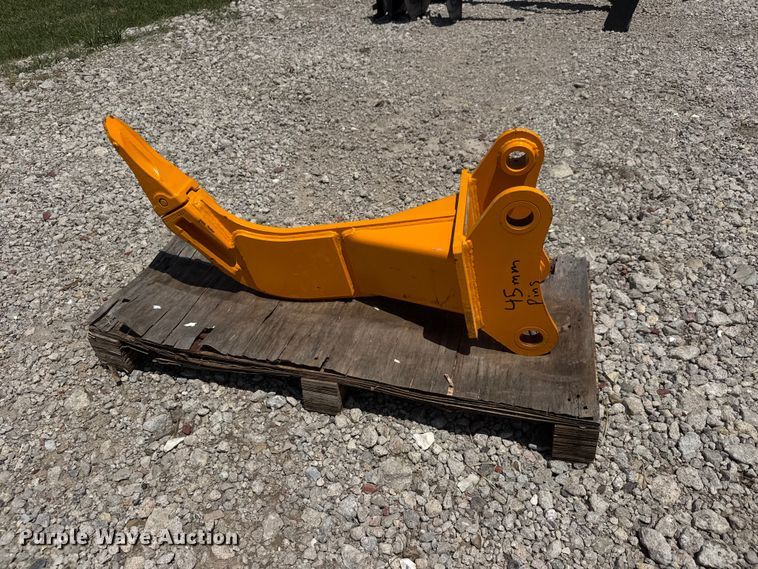 image for item NJ9237 Excavator ripper tooth