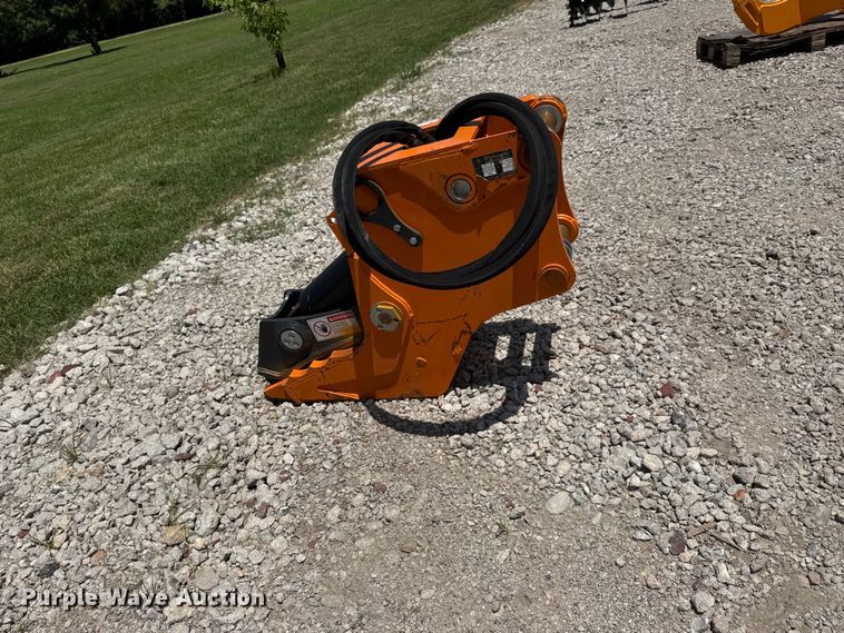 image for item NJ9238 2025 Wolverine EHP-11-8T hydraulic pulverizer