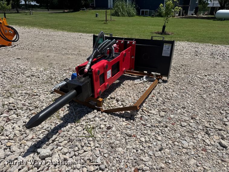 image for item NJ9239 Raytree RMH680 skid steer breaker