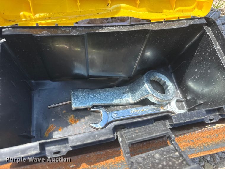 image for item NJ9239 Raytree RMH680 skid steer breaker