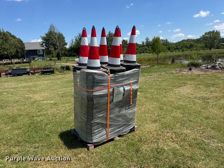 image for item NJ9241 (250) traffic cones