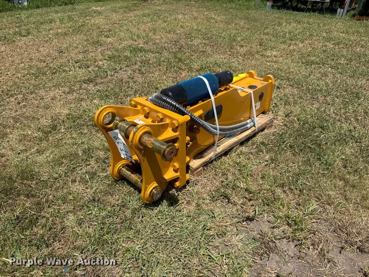 image for item NJ9242 2025 Soosan SB45 Silent Breaker breaker