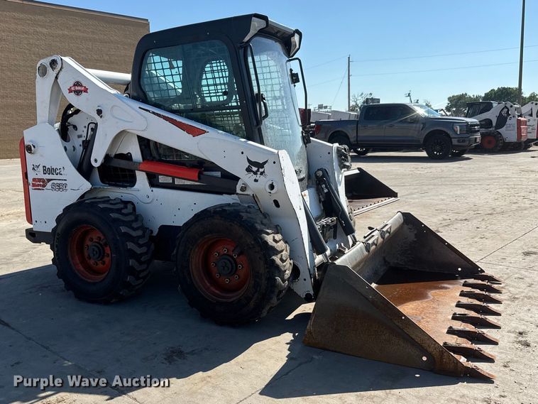 image for item NJ9245 2018 Bobcat S650 tracked skid steer loader