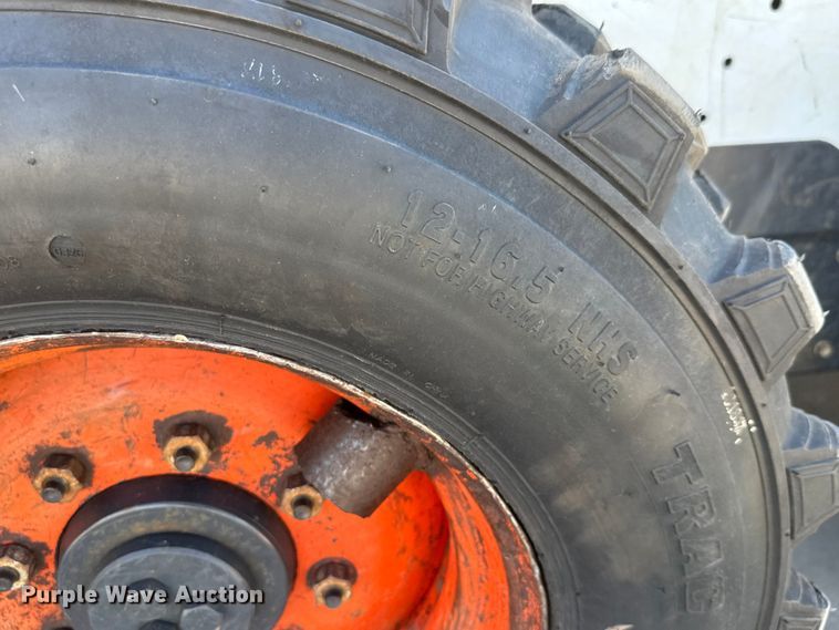 image for item NJ9245 2018 Bobcat S650 tracked skid steer loader