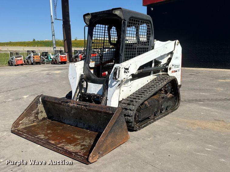 2016 Bobcat T550 tracked skid steer loader