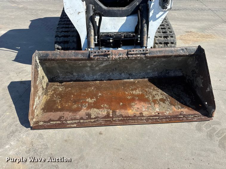 image for item NJ9247 2016 Bobcat T550 tracked skid steer loader