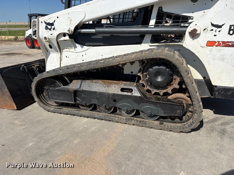 image for item NJ9247 2016 Bobcat T550 tracked skid steer loader
