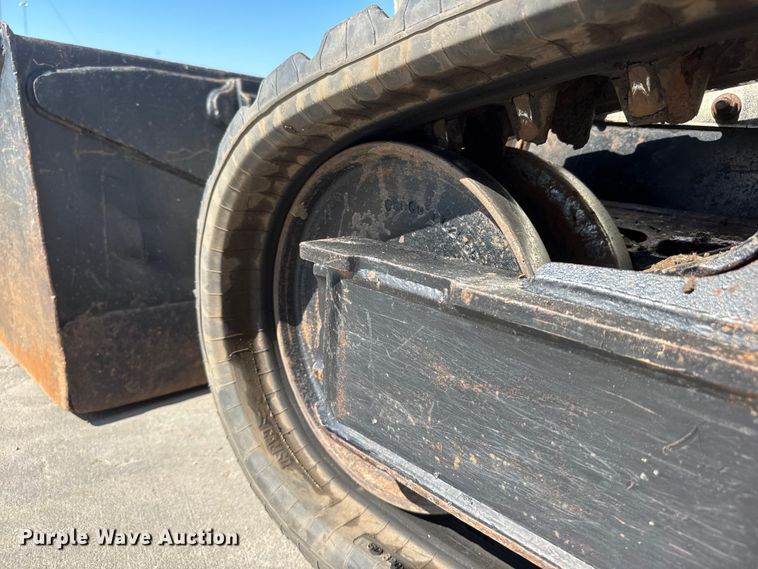 image for item NJ9247 2016 Bobcat T550 tracked skid steer loader