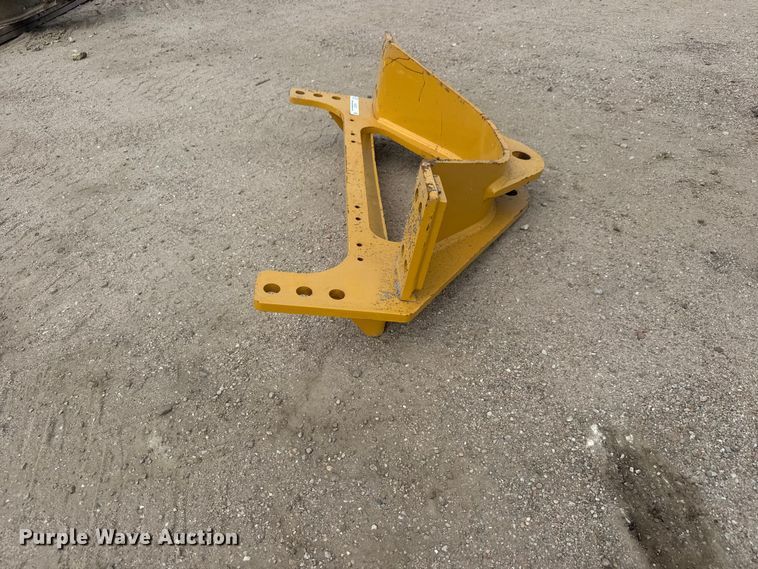 image for item NJ9257 Motor grader hitch