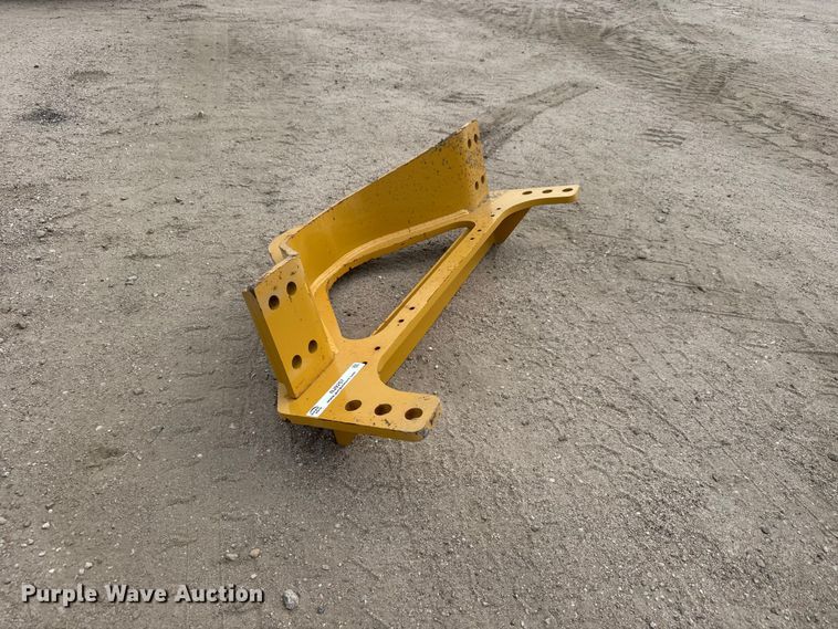 image for item NJ9257 Motor grader hitch