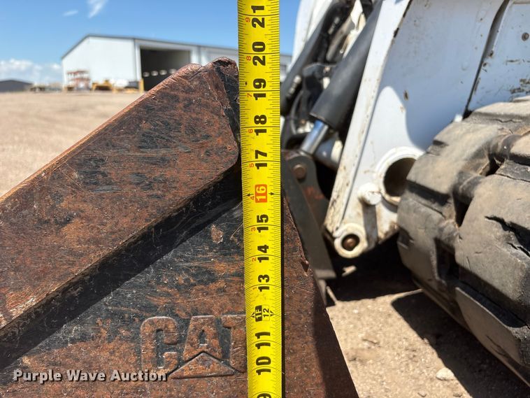 image for item NM9807 2019 Bobcat T595 tracked skid steer loader