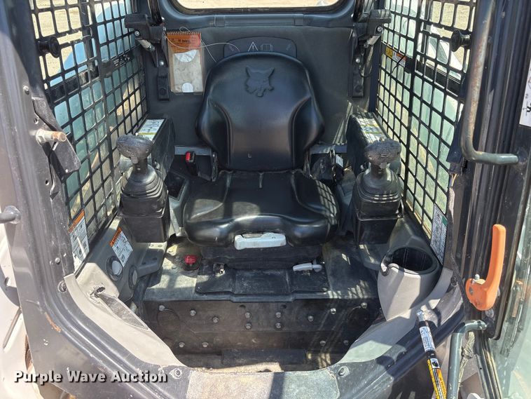 image for item NM9807 2019 Bobcat T595 tracked skid steer loader
