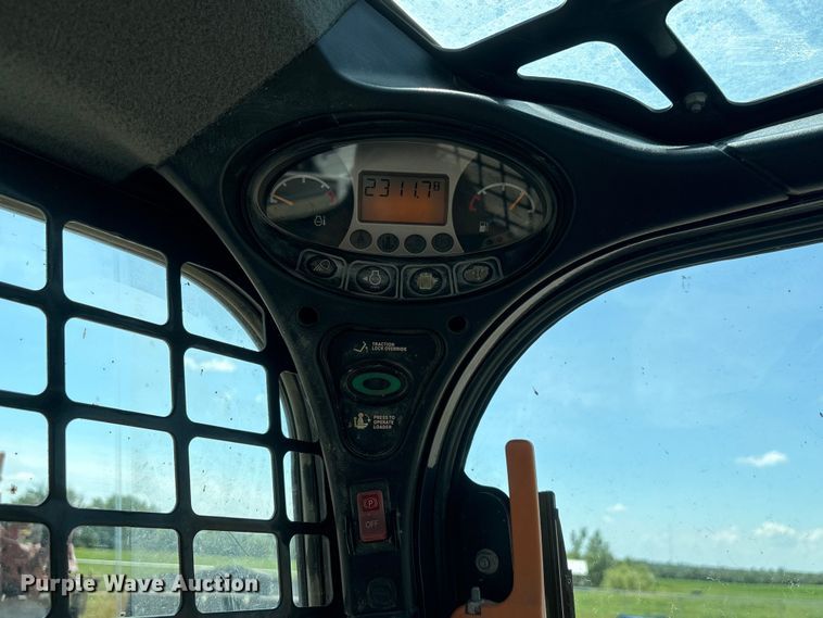 image for item NM9807 2019 Bobcat T595 tracked skid steer loader