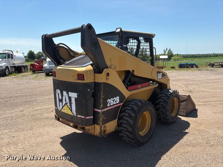 image for item NM9809 2004 Caterpillar 262B skid steer loader