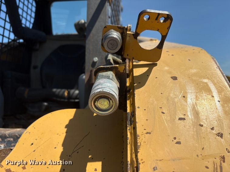image for item NM9809 2004 Caterpillar 262B skid steer loader