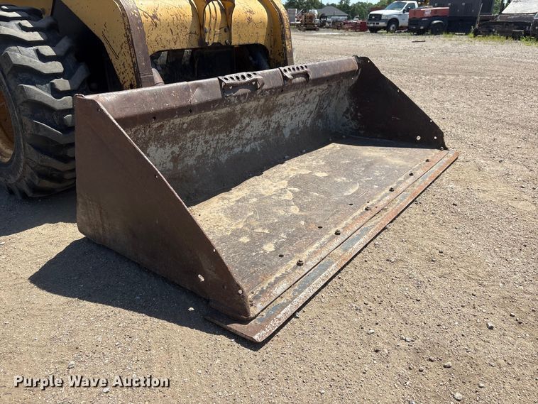 image for item NM9809 2004 Caterpillar 262B skid steer loader
