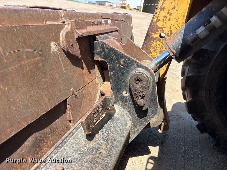image for item NM9809 2004 Caterpillar 262B skid steer loader