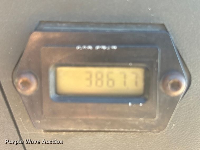image for item NM9809 2004 Caterpillar 262B skid steer loader
