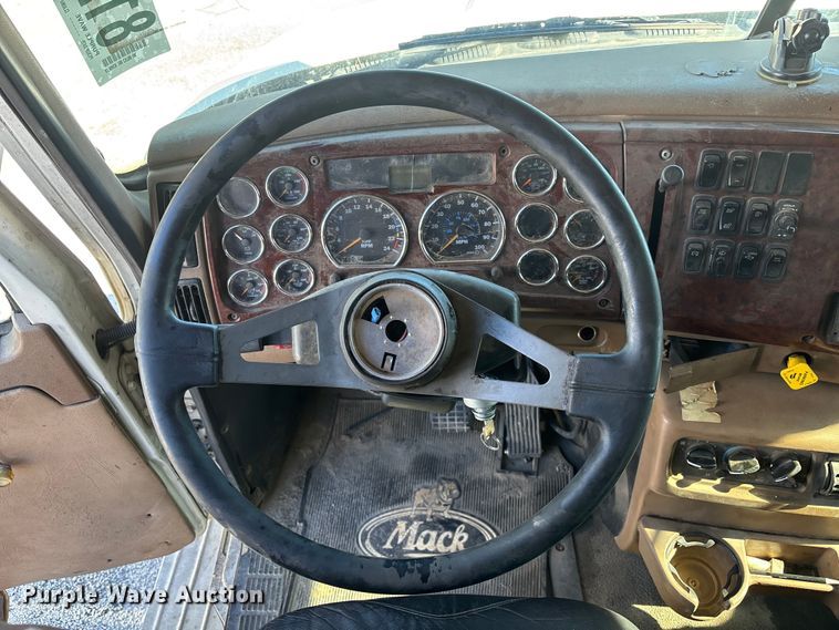 image for item YA1152 2007 Mack Granite CV713 dump truck