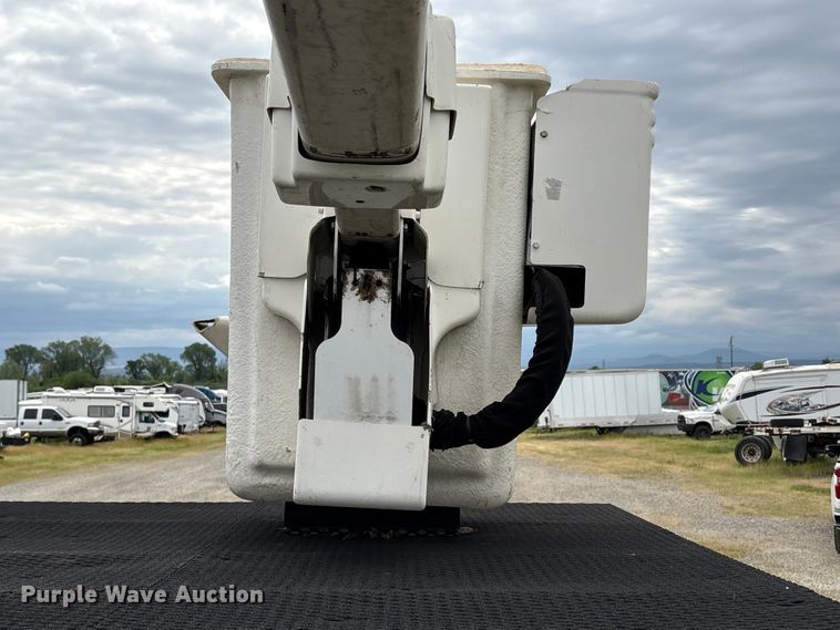 image for item YA2588 2018 RAM 5500 forestry bucket truck