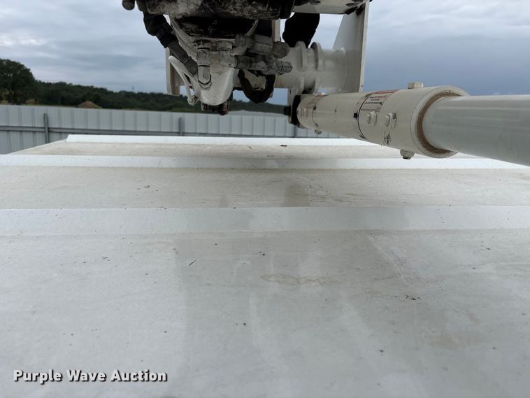image for item YA2588 2018 RAM 5500 forestry bucket truck
