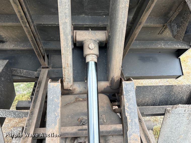 image for item YA2588 2018 RAM 5500 forestry bucket truck
