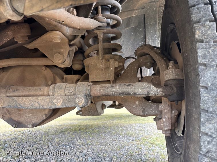 image for item YA2588 2018 RAM 5500 forestry bucket truck